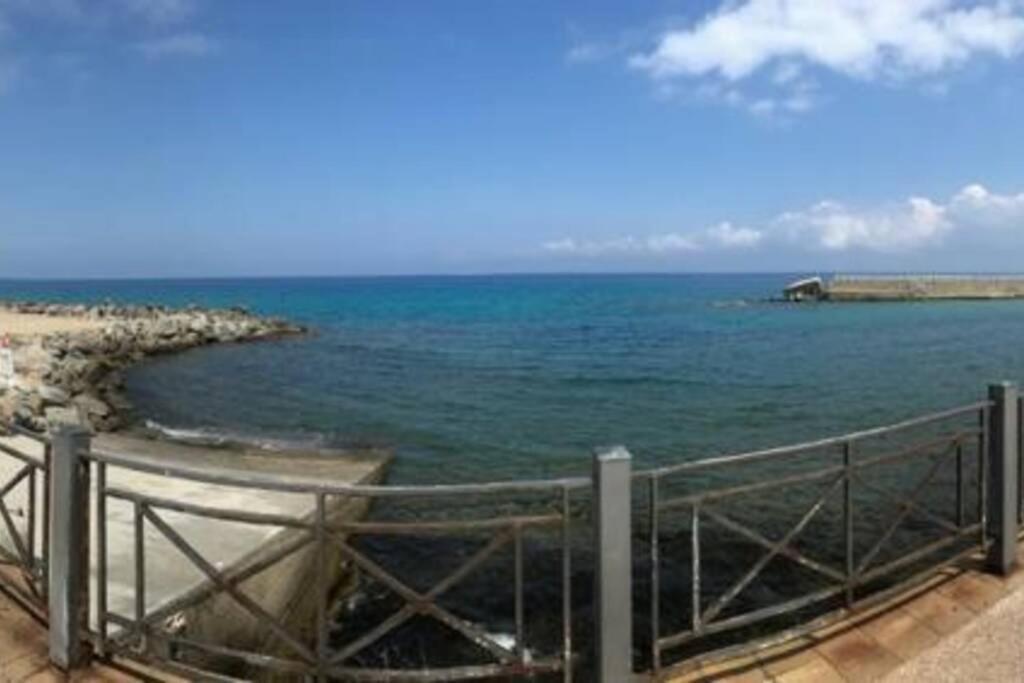 Вилла Relax On The Sea Пиццо Экстерьер фото